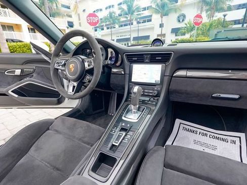 Used 2018 Porsche 911 Targa 4 GTS AWD/4WD image 93