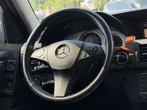 Used 2012 Mercedes-Benz GLK 350 4MATIC image 29