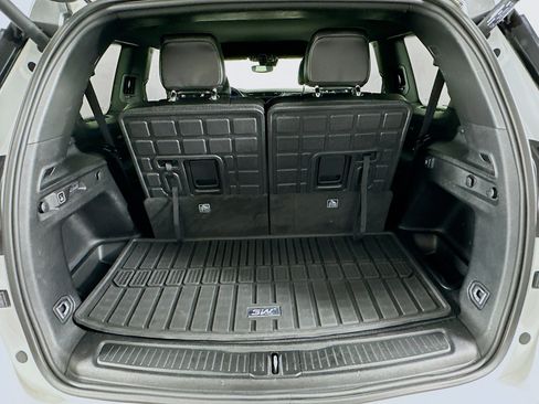 Used 2023 Jeep Grand Cherokee L Laredo AWD/4WD image 29