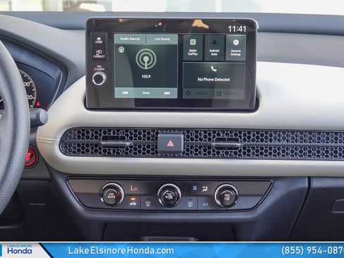 New 2026 Honda HR-V LX image 18