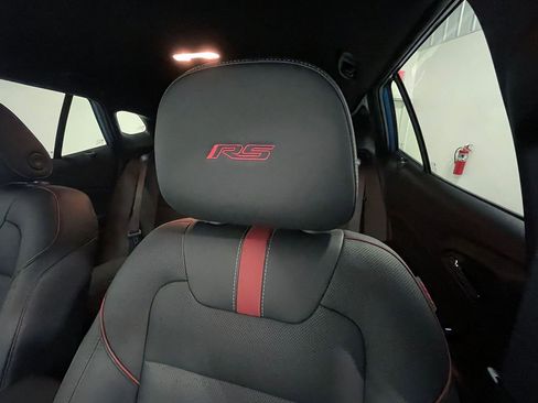 Used 2025 Chevrolet Trax RS FWD image 22