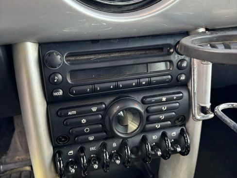 Used 2007 MINI Cooper Convertible image 22