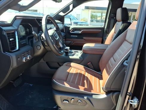 Used 2023 GMC Sierra 1500 SLT w/ SLT Premium Plus Package image 12