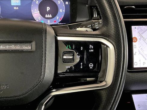 Used 2023 Land Rover Range Rover Evoque HST image 19