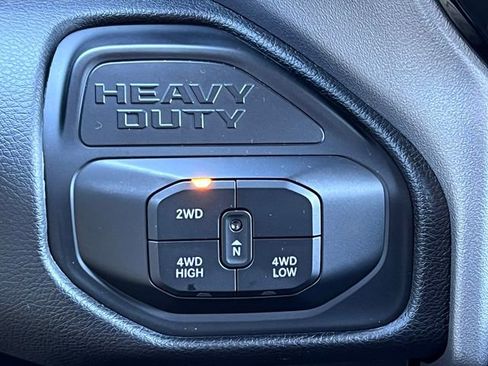 Used 2025 RAM 3500 Laramie AWD/4WD image 36