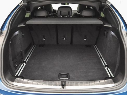 Used 2022 BMW X4 xDrive30i w/ M Sport Package 2 image 40