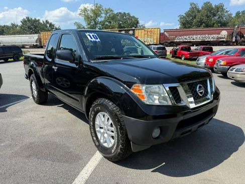 Used 2010 Nissan Frontier XE w/ XE Preferred Pkg RWD image 4