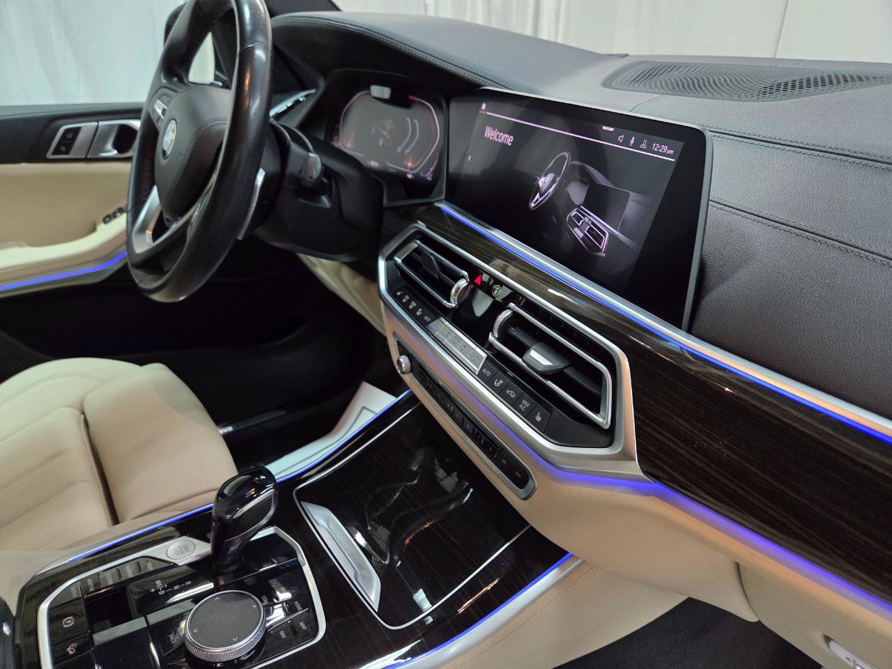 Used 2020 BMW X5 xDrive40i w/ Executive Package AWD/4WD image 22