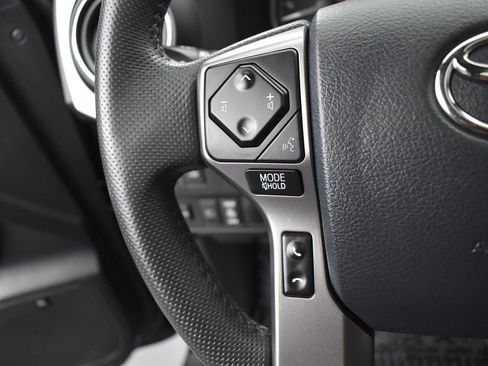 Used 2020 Toyota Tacoma Limited image 19