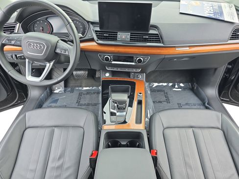 Used 2021 Audi Q5 2.0T Premium w/ Convenience Package AWD/4WD image 9