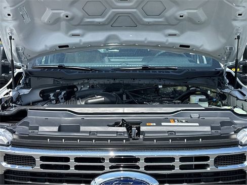 New 2025 Ford F250 XLT image 33