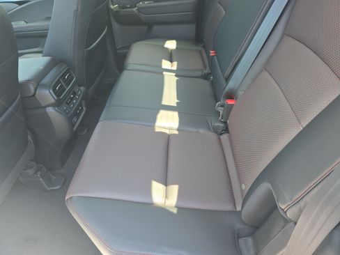 Used 2026 Honda Ridgeline Black Edition image 13