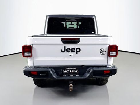 Used 2021 Jeep Gladiator Sport AWD/4WD image 6