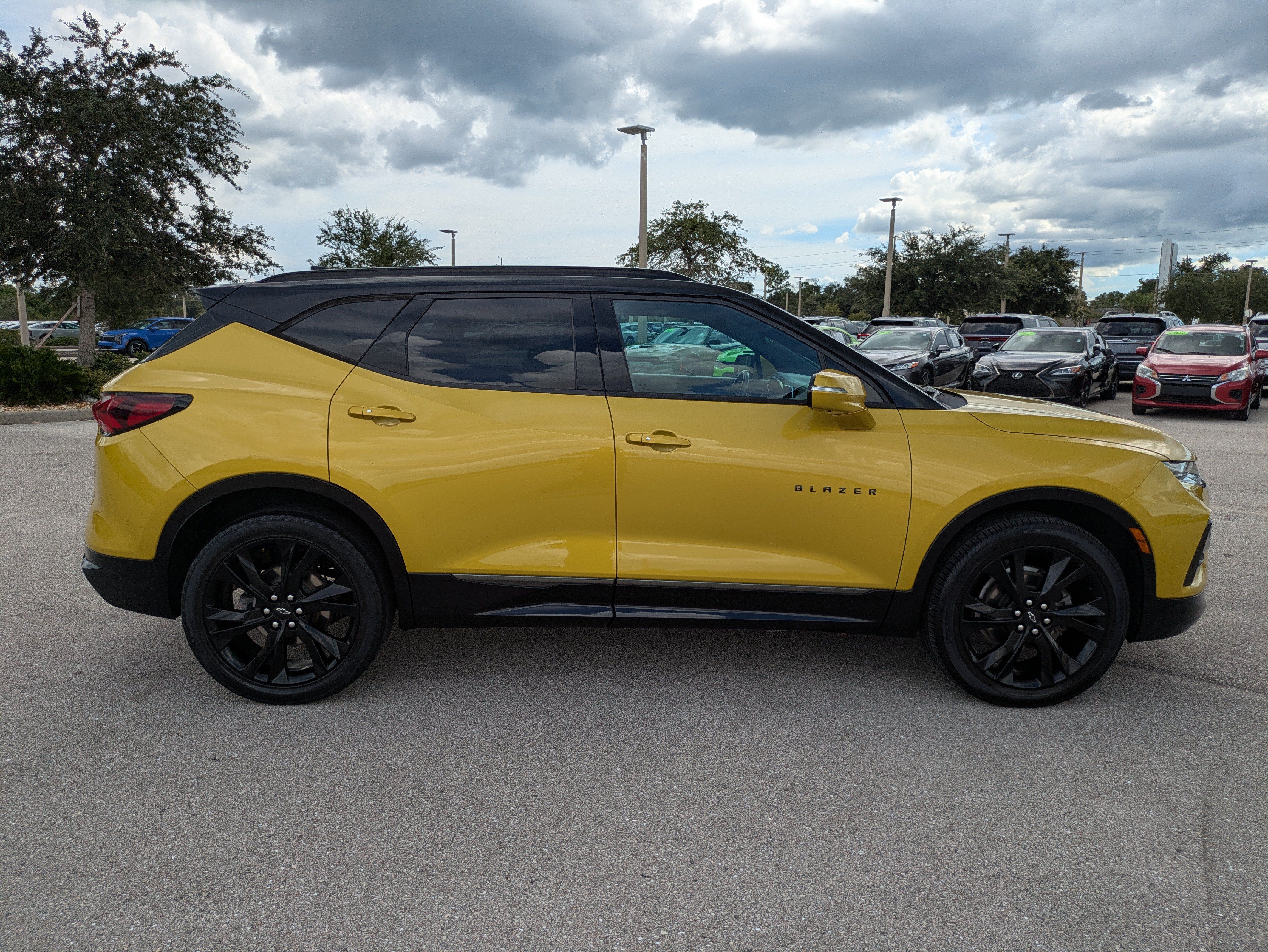 Used 2022 Chevrolet Blazer RS w/ Enhanced Convenience Package FWD image 3