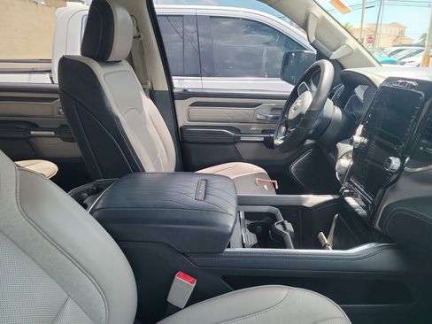 Used 2023 RAM 1500 Limited AWD/4WD image 7