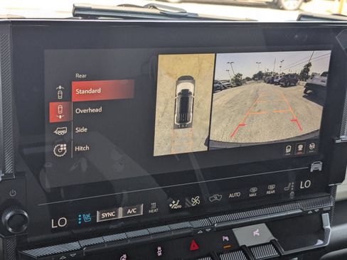 New 2026 GMC Hummer EV SUV AWD/4WD image 17