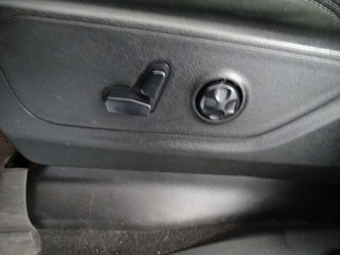 Used 2019 RAM 1500 Big Horn image 3