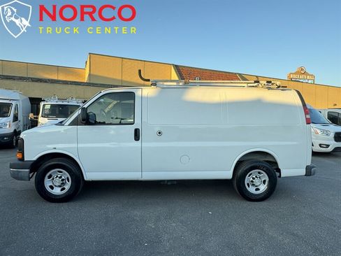 Used 2014 Chevrolet Express 2500 image 7