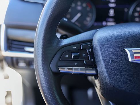 Used 2022 Cadillac XT4 Sport image 14