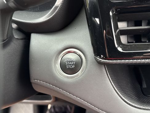 Certified 2025 Toyota Highlander XSE AWD/4WD image 8
