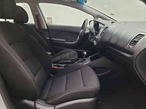 Used 2016 Kia Forte LX FWD image 21