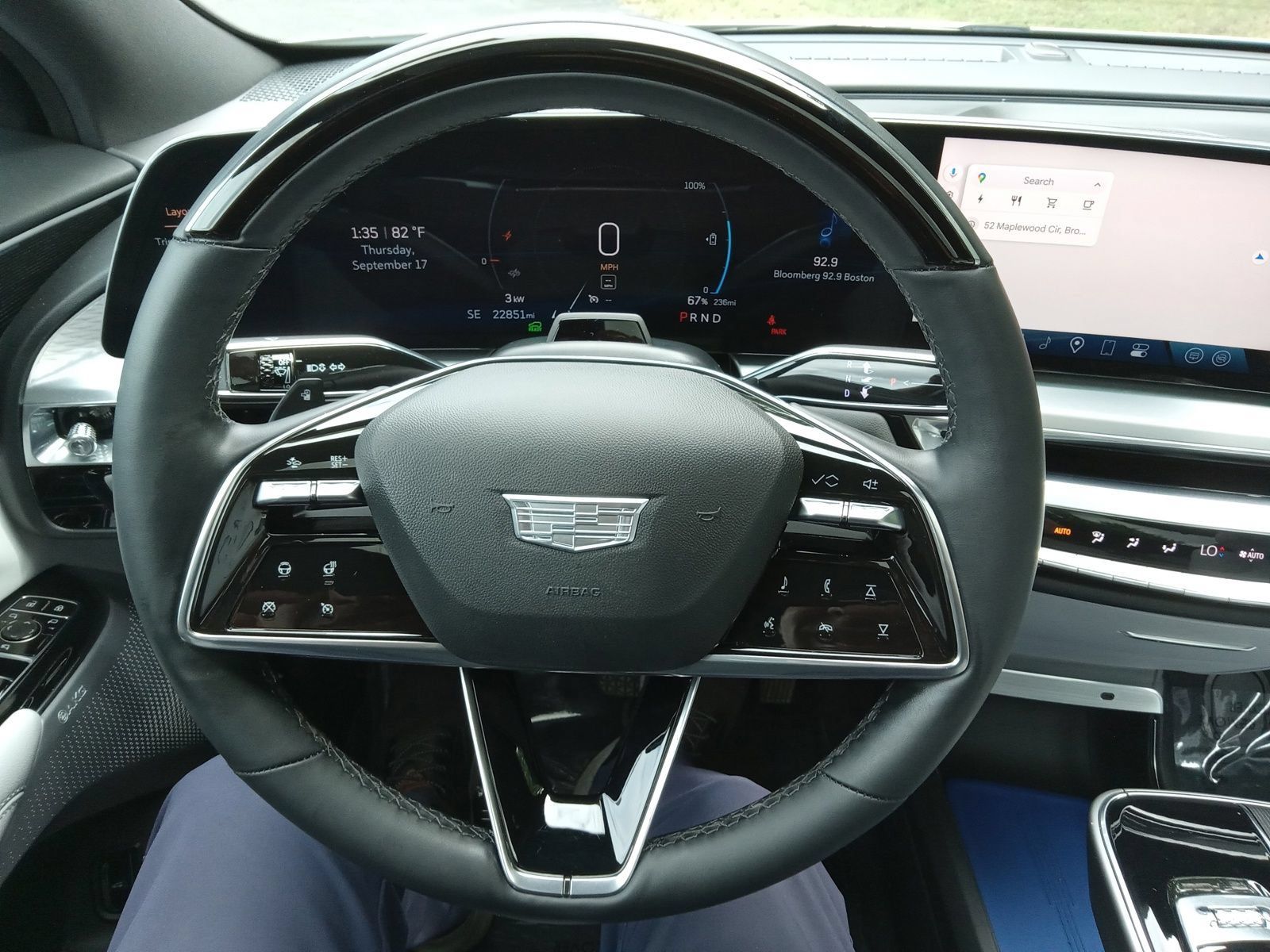Used 2024 Cadillac Lyriq Luxury w/ LPO, Floor Liner Package AWD/4WD image 14