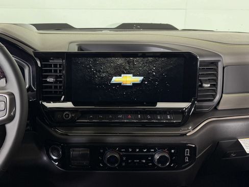 New 2026 Chevrolet Silverado 1500 ZR2 w/ Dark Appearance Package AWD/4WD image 11