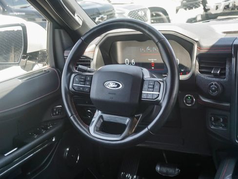 Used 2022 Ford Expedition Limited AWD/4WD image 16
