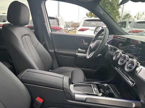 Used 2026 Mercedes-Benz GLB 250 image 31
