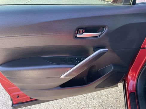 Used 2025 Toyota Corolla Cross AWD Hybrid w/ Convenience Package image 27