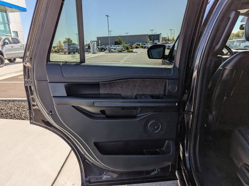 Used 2020 Ford Expedition Limited AWD/4WD image 29