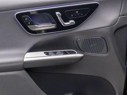 New 2025 Mercedes-Benz GLC 300 4MATIC image 15