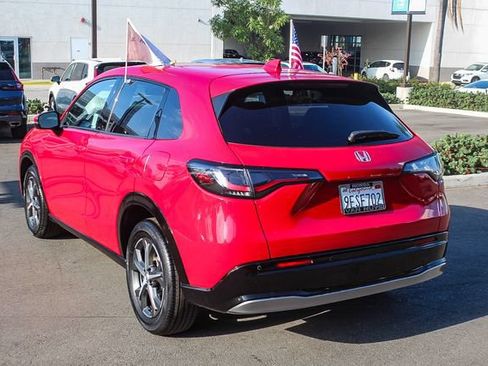 Used 2023 Honda HR-V EX-L image 7