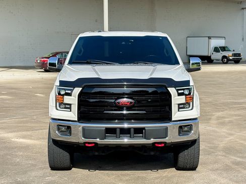 Used 2015 Ford F150 Lariat w/ Equipment Group 502A Luxury RWD image 3