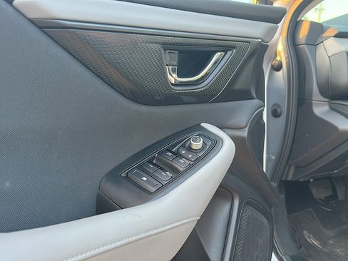 Certified 2025 Subaru Outback Premium w/ Popular Package #1A image 9