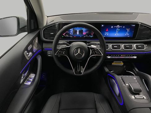 New 2026 Mercedes-Benz GLS 450 4MATIC image 15