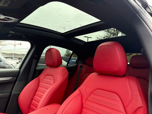 New 2025 Alfa Romeo Stelvio Sprint image 27