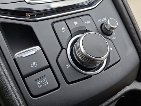 Used 2019 MAZDA CX-5 Touring image 27