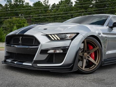 Used 2020 Ford Mustang Shelby GT500 w/ Technology Package RWD image 7