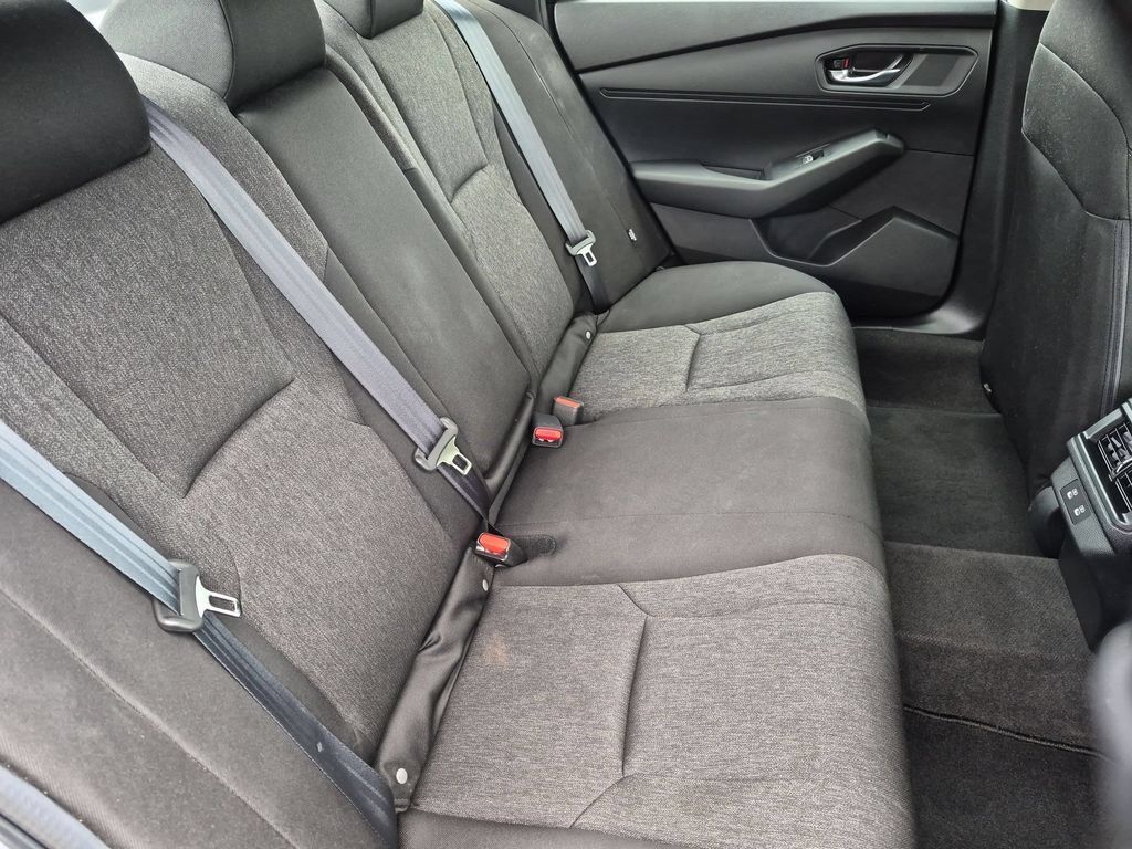 Used 2025 Honda Accord SE image 29