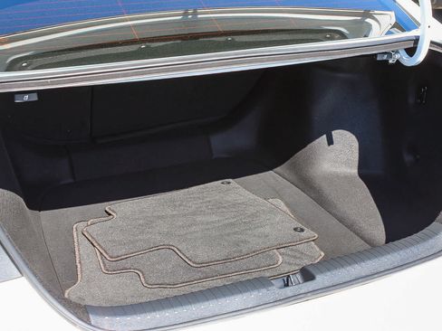 Certified 2024 Honda Accord EX-L image 25