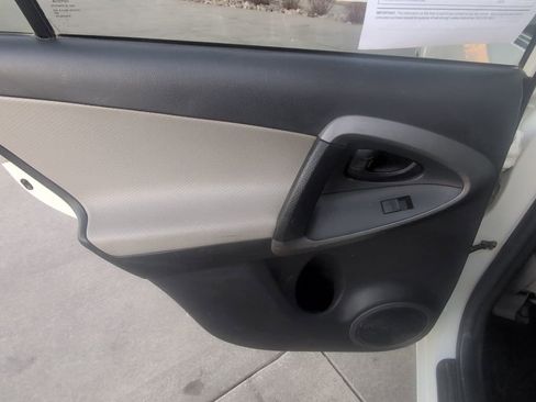 Used 2012 Toyota RAV4 Limited image 25