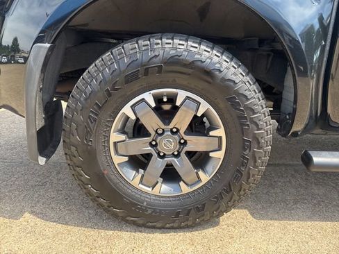 Used 2014 Nissan Frontier PRO-4X w/ Pro-4x Luxury Package AWD/4WD image 35