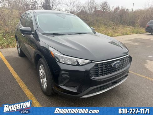 Used 2023 Ford Escape Active w/ Tech Pack #2 image 1