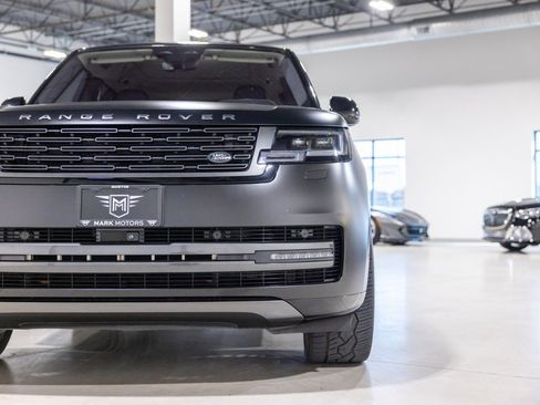 Used 2023 Land Rover Range Rover SE image 19