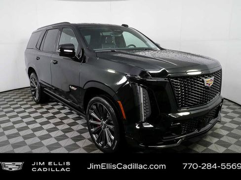 Certified 2026 Cadillac Escalade V w/ LPO, Floor Liner Package image 29