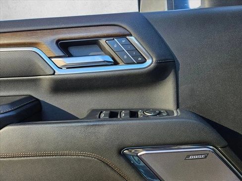 Used 2024 Chevrolet Silverado 2500 High Country w/ High Country Premium Package image 8