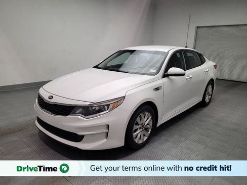 Used 2018 Kia Optima LX w/ 17" Alloy Wheels Package FWD image 1