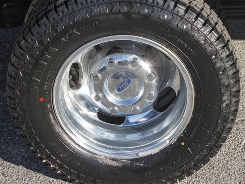 Used 2020 Ford F350 Lariat w/ Lariat Ultimate Package image 13