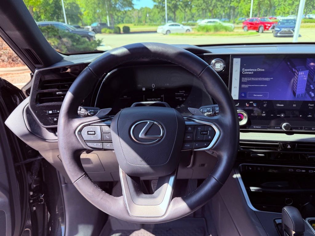 Certified 2025 Lexus TX 350 FWD w/ Technology Package image 23